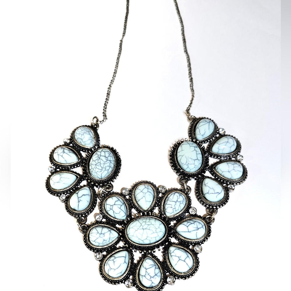 2/$20 Silver Tone Faux Turquoise Statement Necklace - Picture 6 of 6